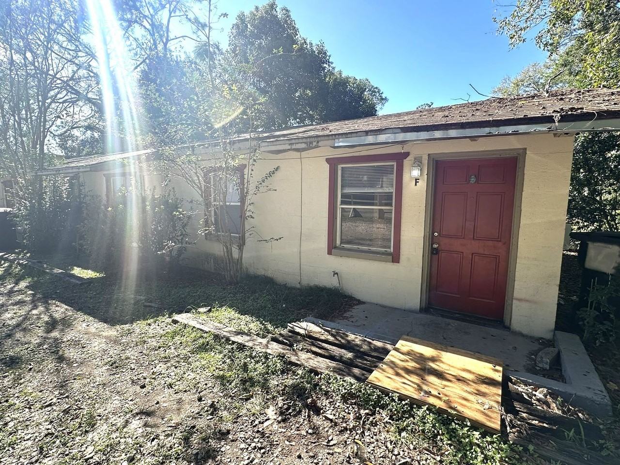 1414 Nylic St - Photo 2 of 16