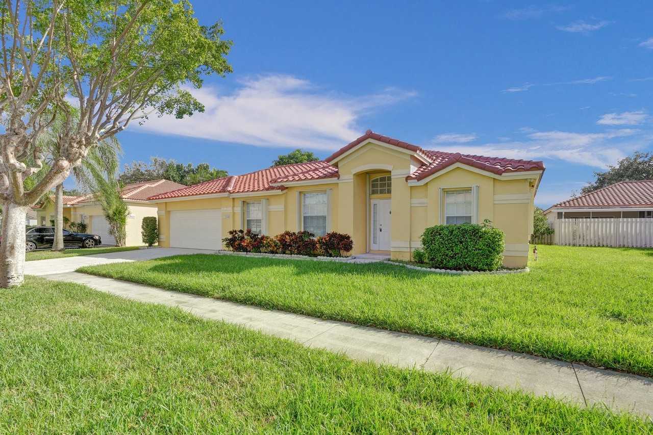 10450 Sw 17th Ct - Photo 3 of 50