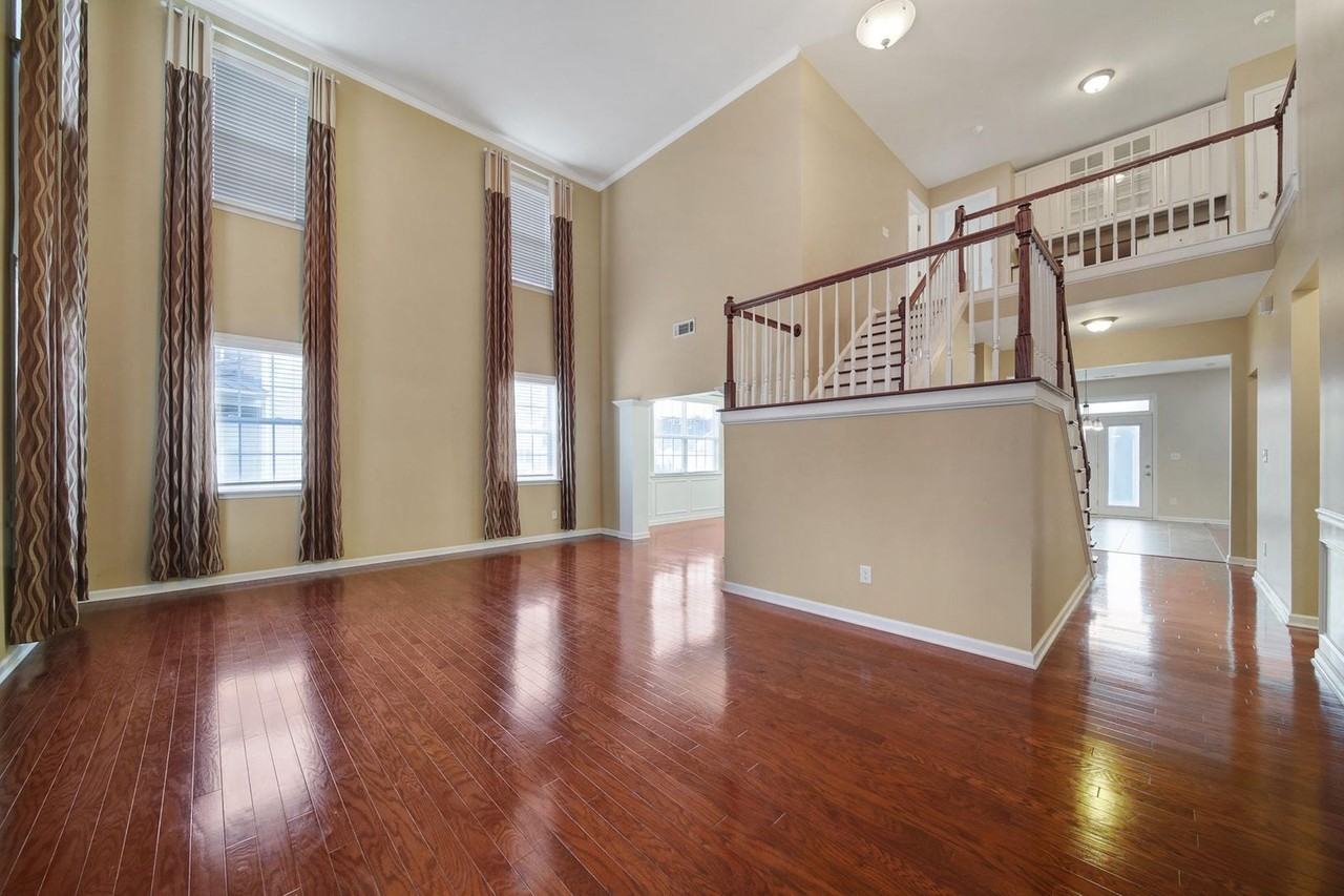 10913 Trout Creek Pl - Photo 2 of 39