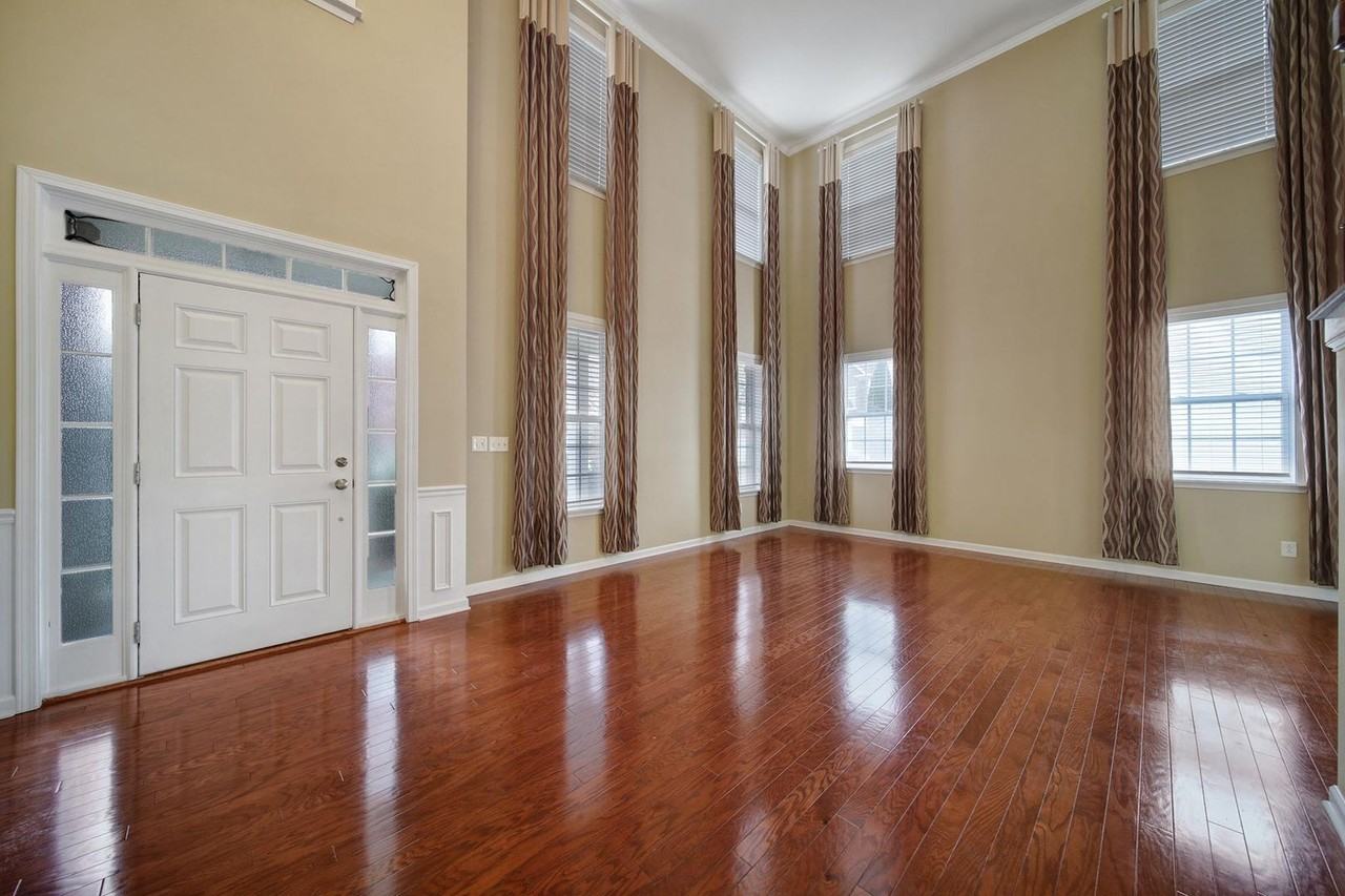 10913 Trout Creek Pl - Photo 3 of 39