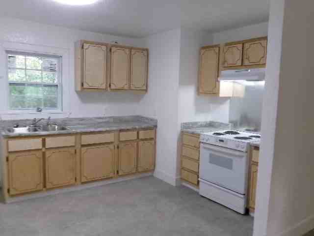 806 Jarrell St #NA - Photo 3 of 6