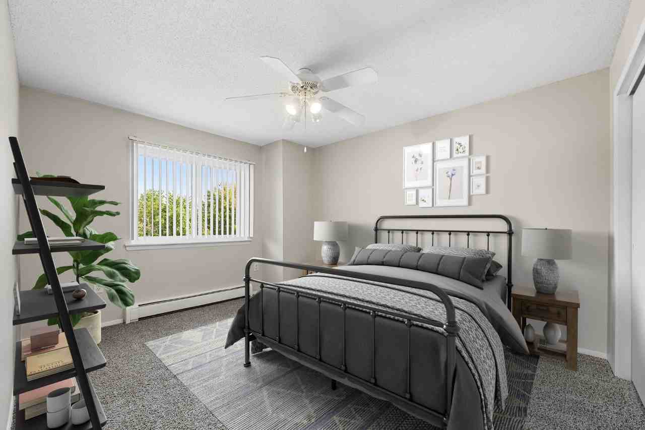 Grand Ridge - Photo 2 of 43