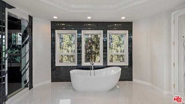 19226 Northfleet Way - Photo 3 of 8