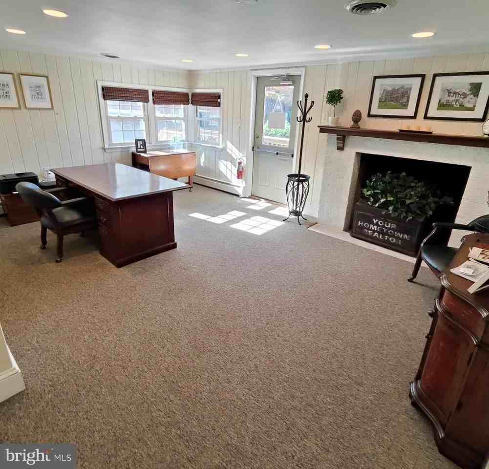 1220 Valley Forge Rd - Photo 2 of 14