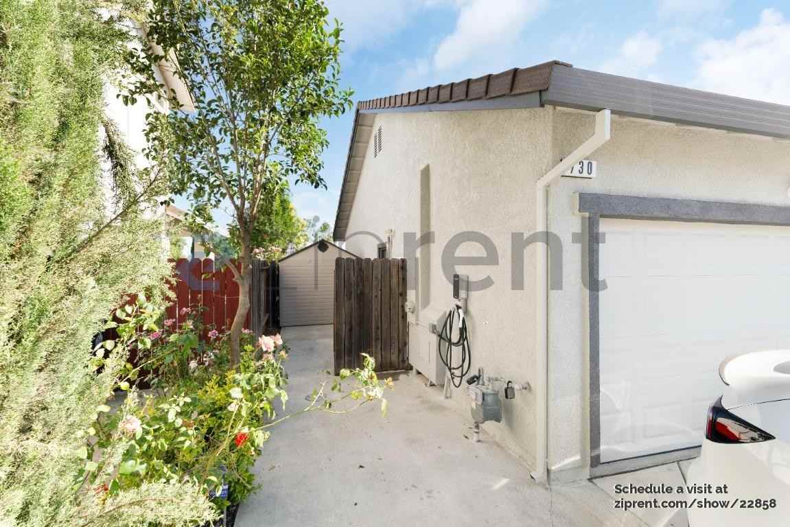 730 Frayne Way #A - Photo 2 of 15