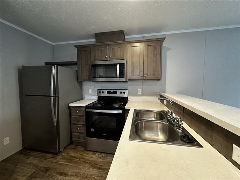 39 Pansy Dr #39 - Photo 2 of 8