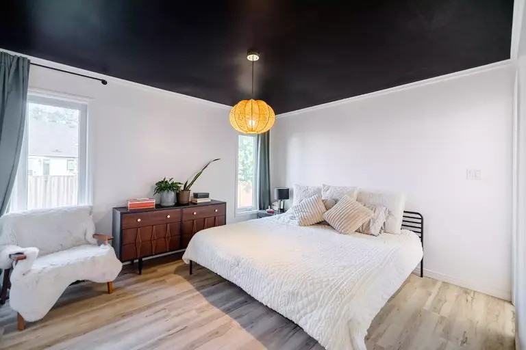 97 Lindenwood Dr E - Photo 3 of 30