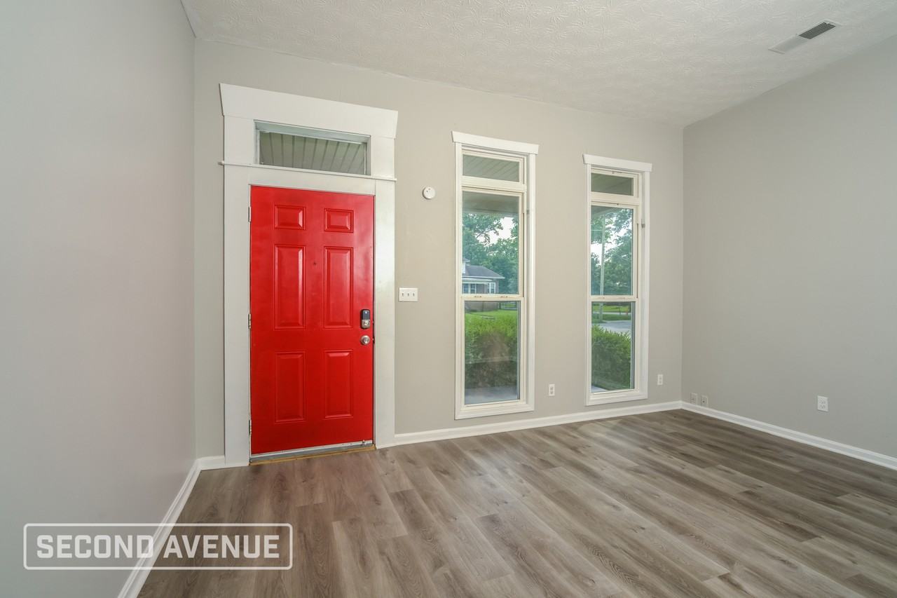 4521 W Market St - Photo 2 of 21