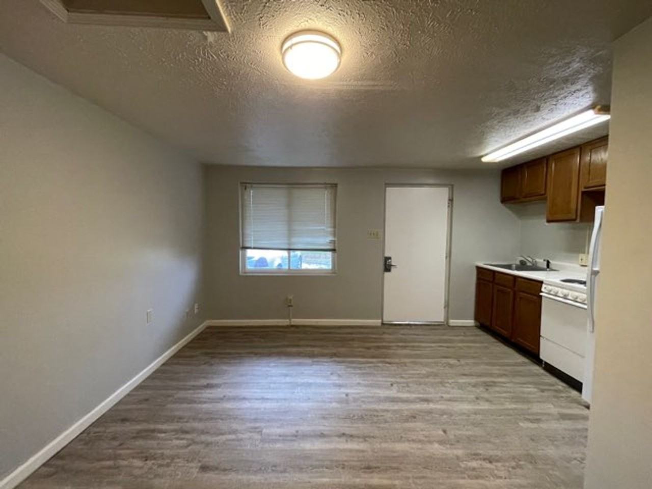 7697 S State Road 67 - Photo 3 of 8