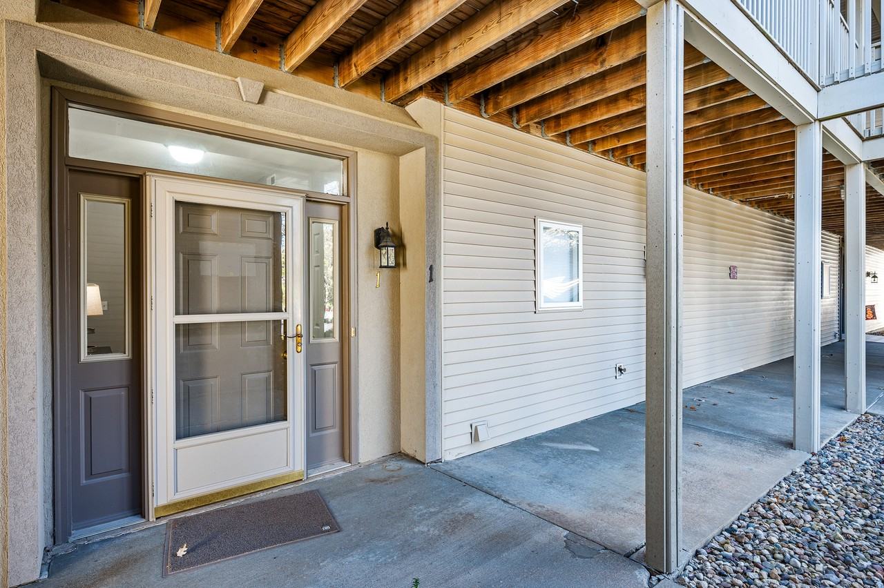 7323 North Villa Lake Drive #1 - Photo 2 of 24