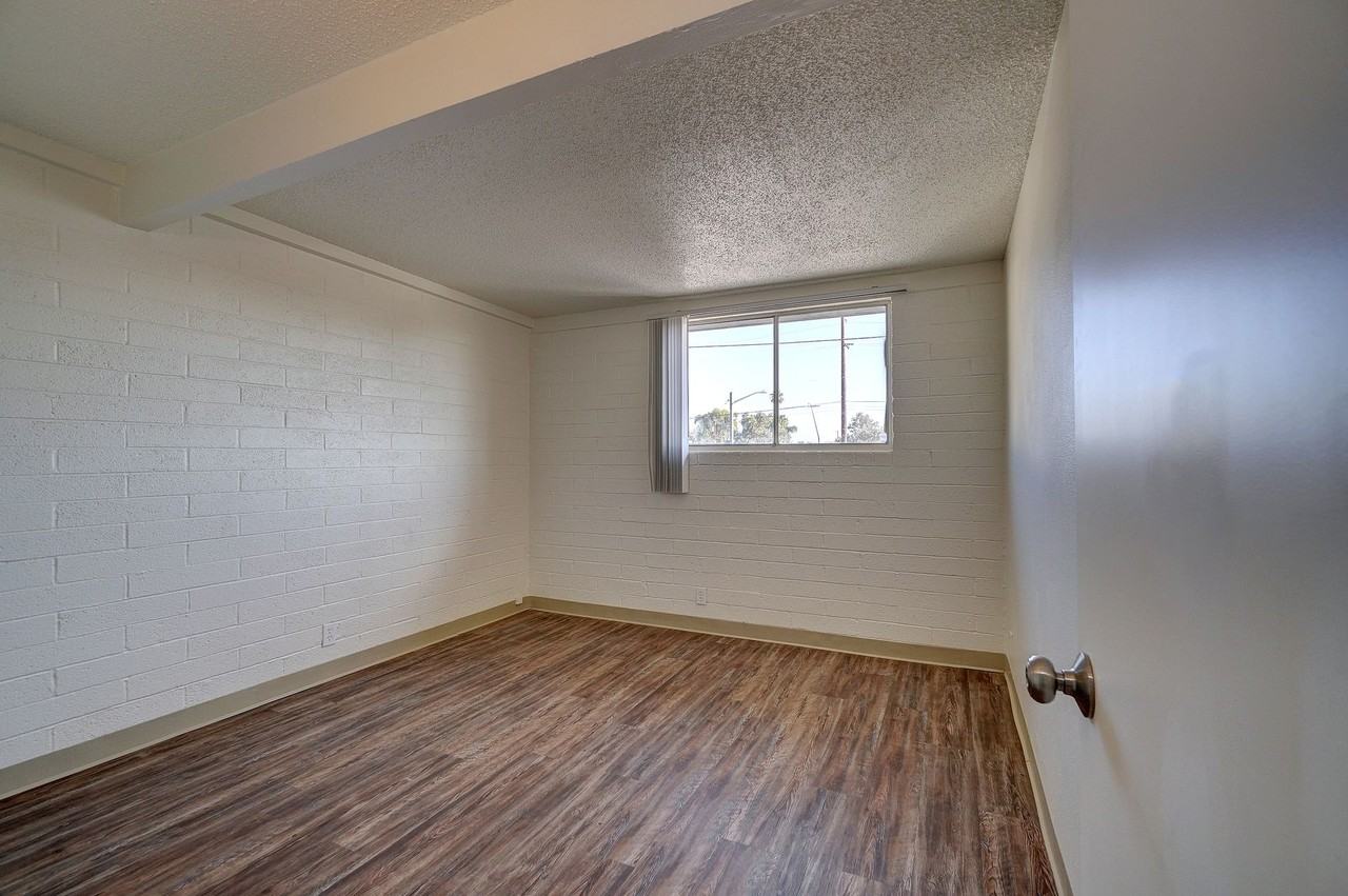 Olive Tree Apartments - Photo 6 of 9