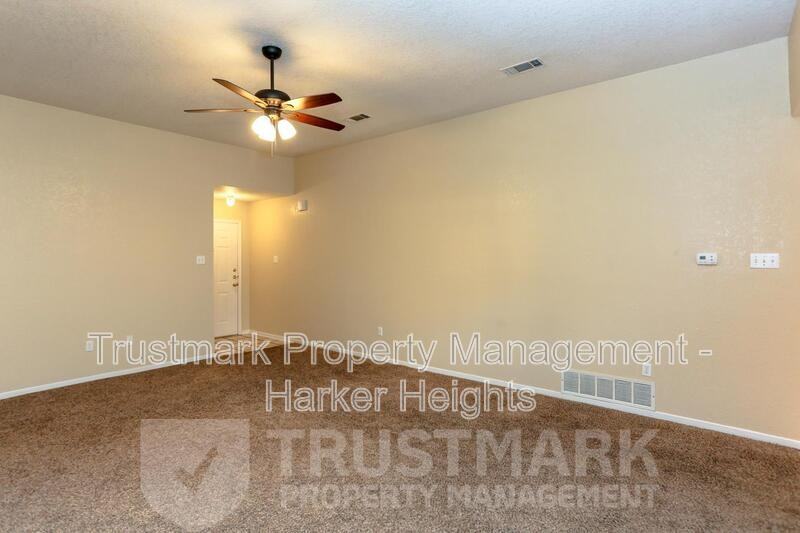 1001 Joe Morse Dr - Photo 5 of 26