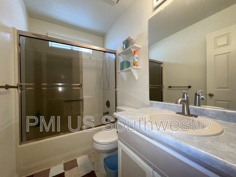 3375 Sharon Ln - Photo 7 of 19