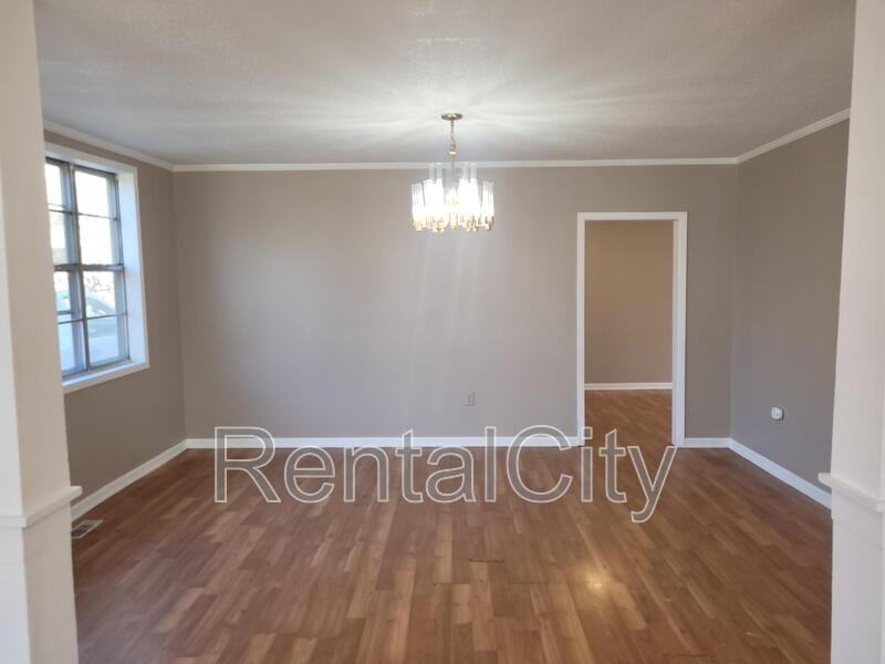 508 Phillips St - Photo 3 of 18