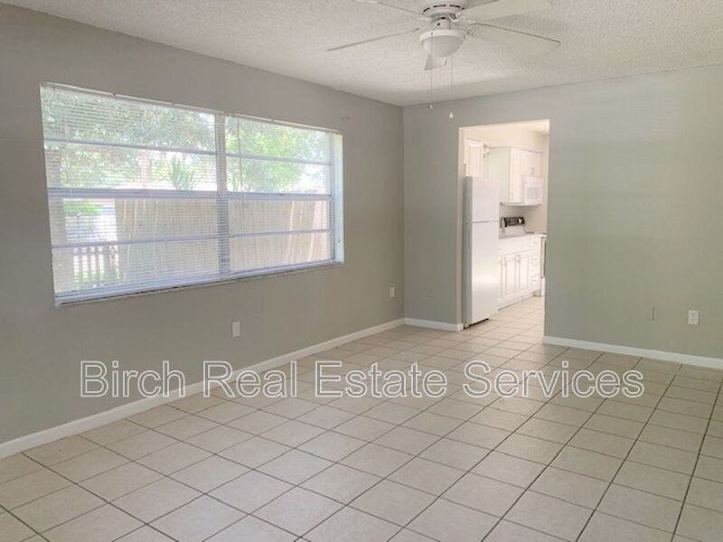 449 2nd Ave - Photo 4 of 14