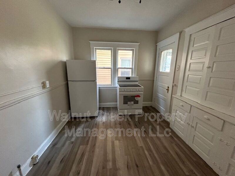 1520 Alameda Ave #1522 - Photo 4 of 27
