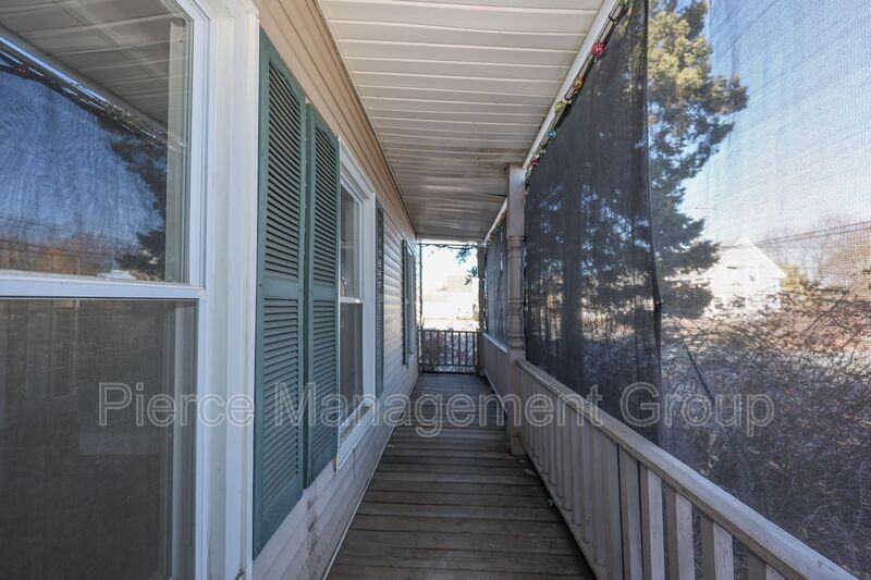 213 Silver St #1 - Photo 5 of 24