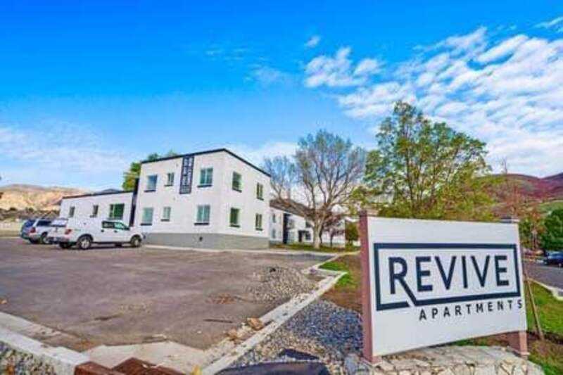 295 Eastsouth - Photo 2 of 15