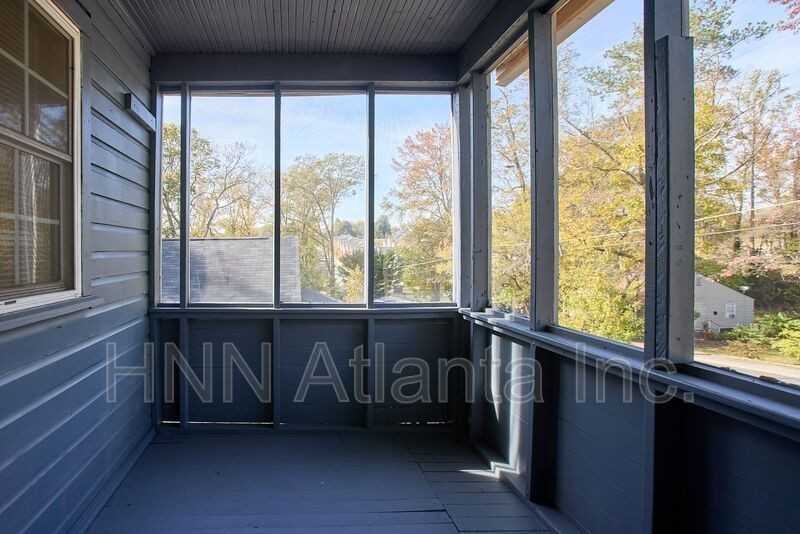 150 Hedges St Se - Photo 2 of 12