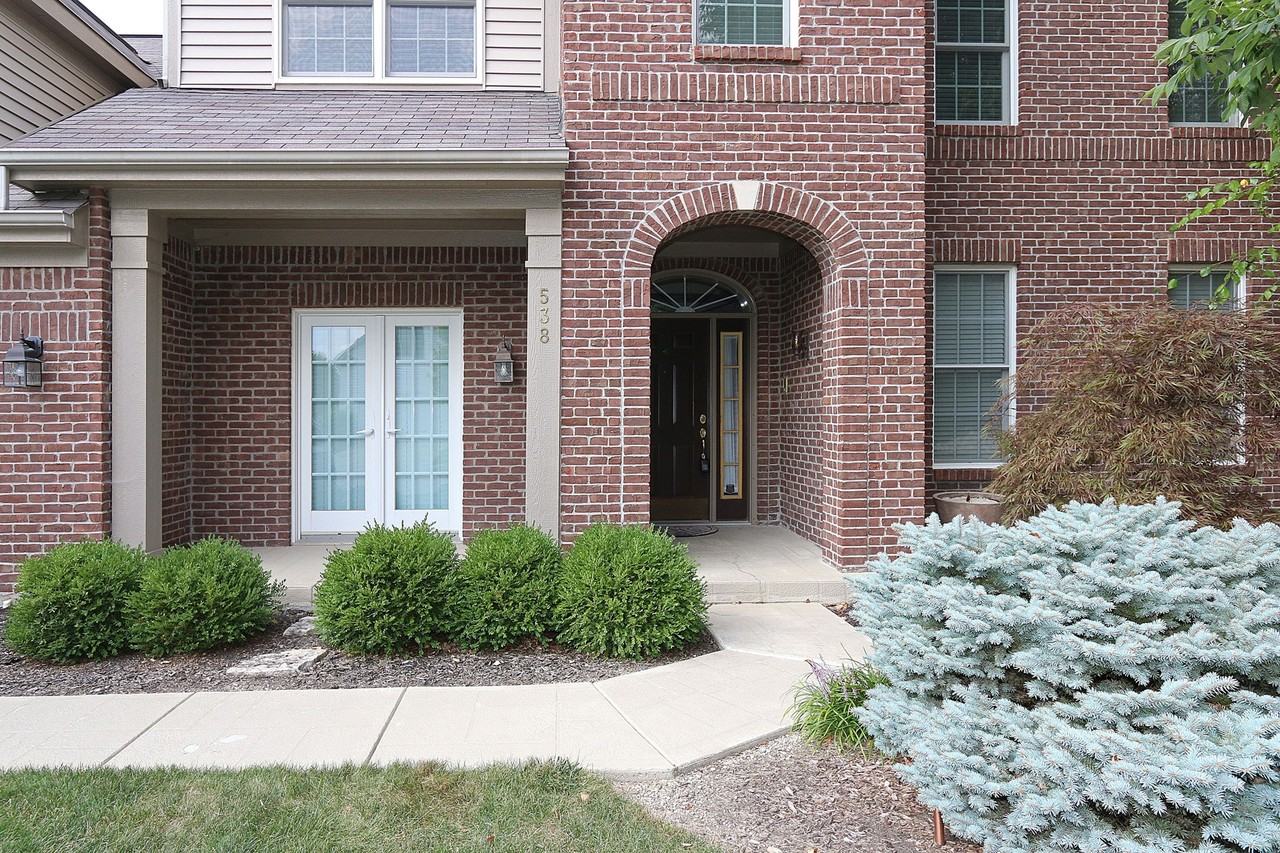 538 Montgomery Dr - Photo 2 of 32