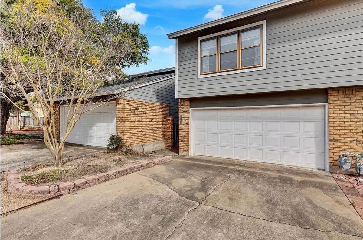 7265 Coronado Cir - Photo 3 of 24
