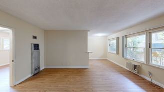 709Loc - Photo 1 of 1