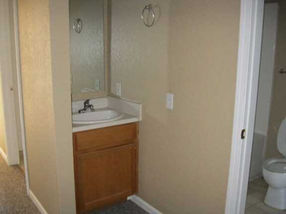 Reitz Park Village - Photo 2 of 22