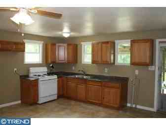 1563 Sunny Hill Dr - Photo 3 of 13