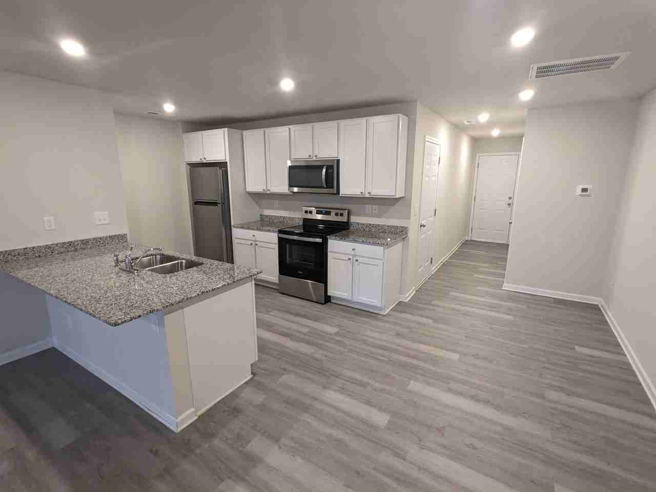 237 Century Dr - Photo 3 of 10