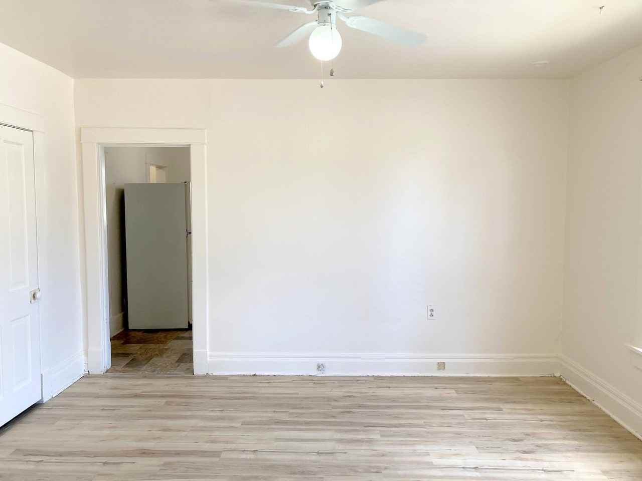 128 E 5th Ave - Photo 4 of 17