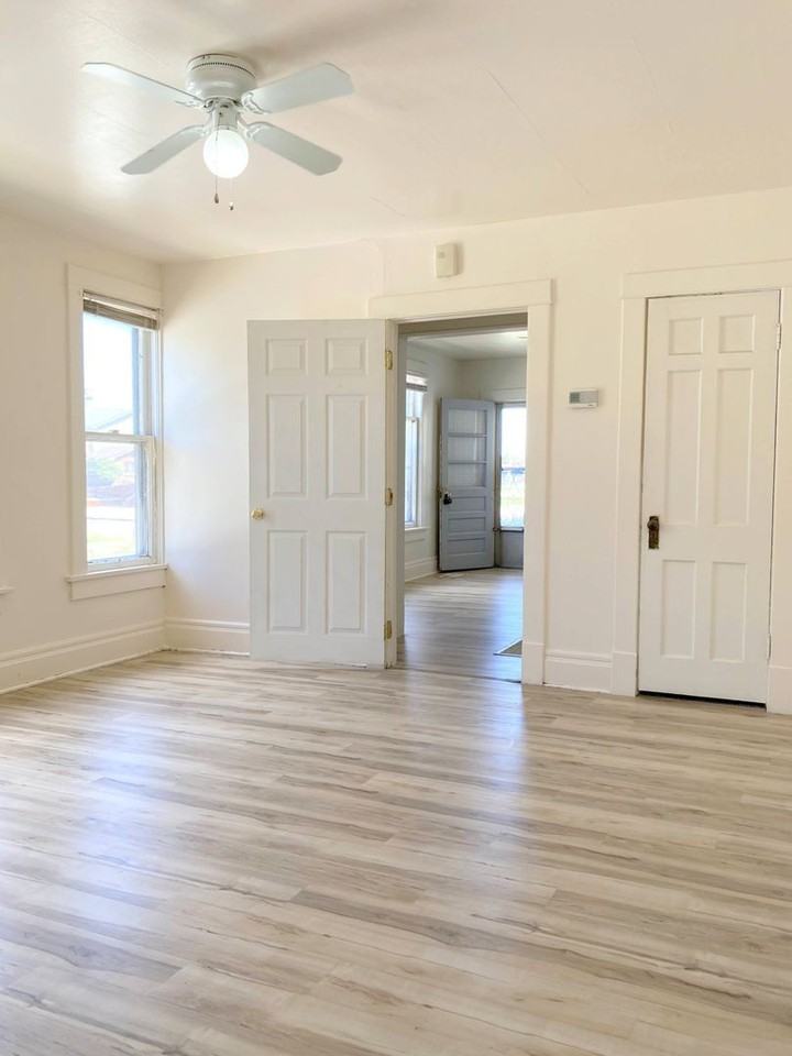 128 E 5th Ave - Photo 5 of 17