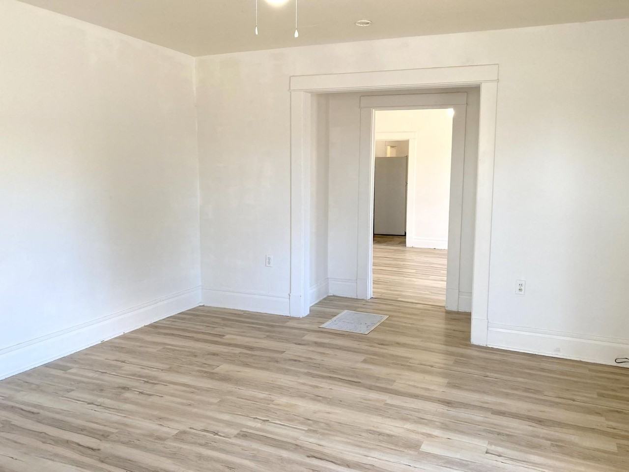 128 E 5th Ave - Photo 6 of 17