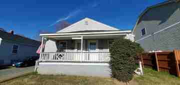 featured image of 4404 Trinity Ave
