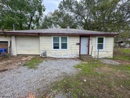 featured image of 638 Melrose Street