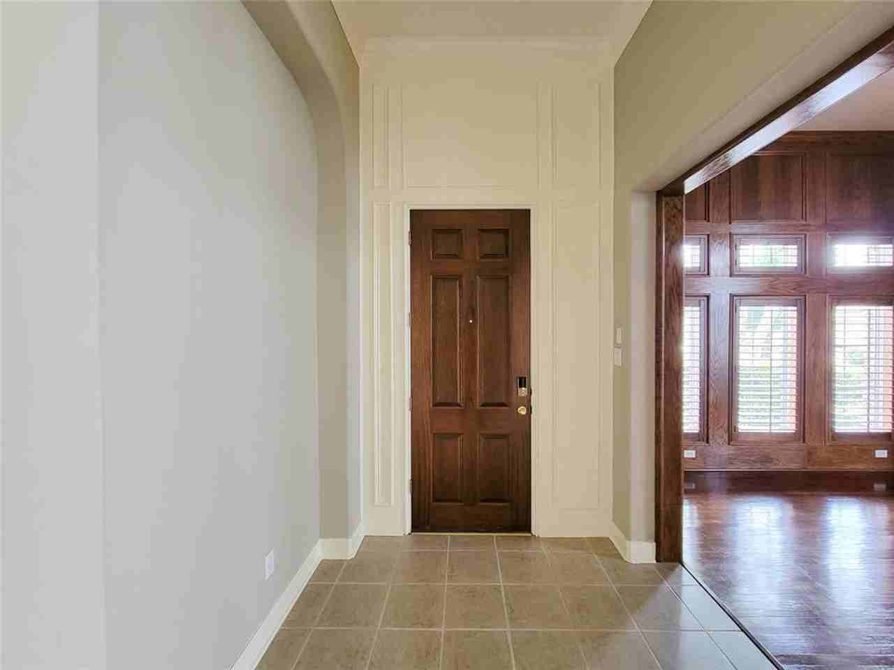 2838 Tudor Mnr - Photo 3 of 30