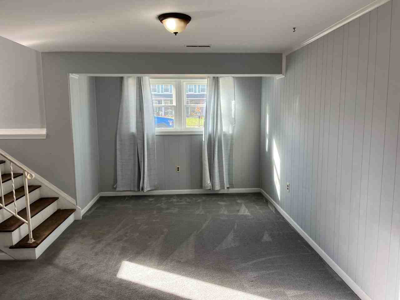 3435 Edenbridge Rd - Photo 7 of 47