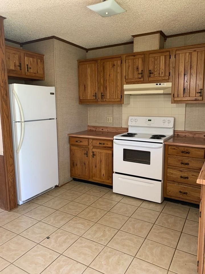 1016 Mockingbird Ln - Photo 6 of 16