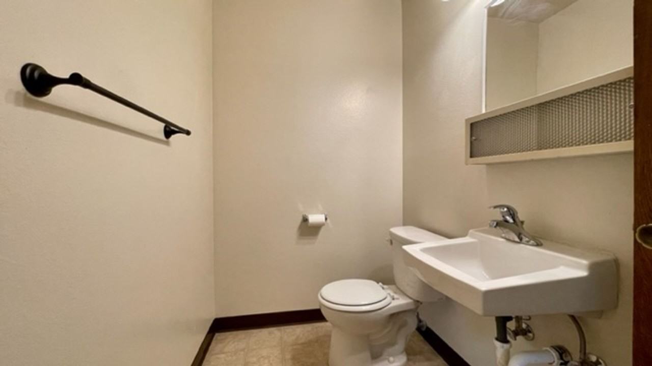 992 Fair Oaks Ave - Photo 7 of 16