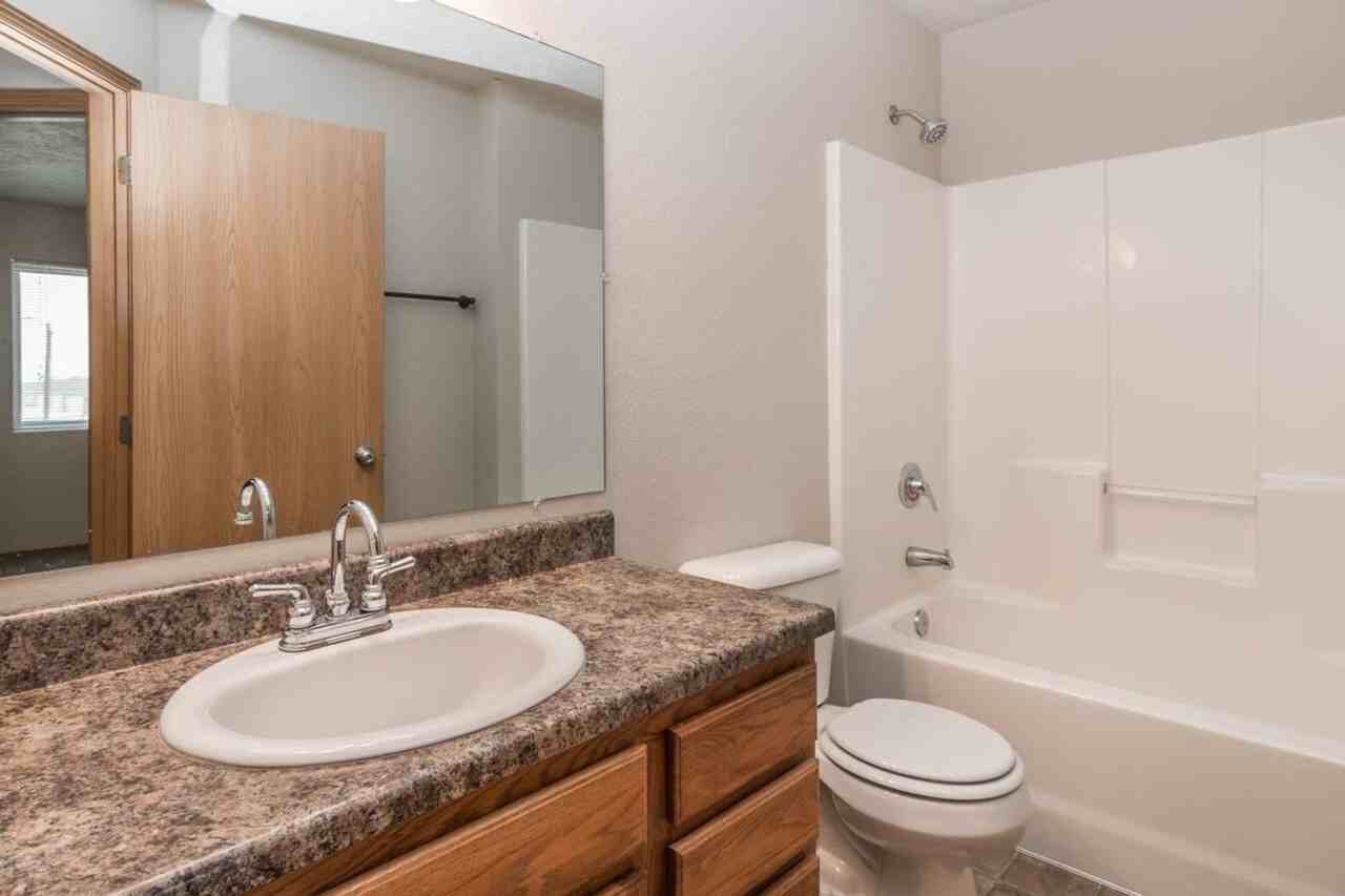 140 S. Shebal Avenue - Photo 6 of 8