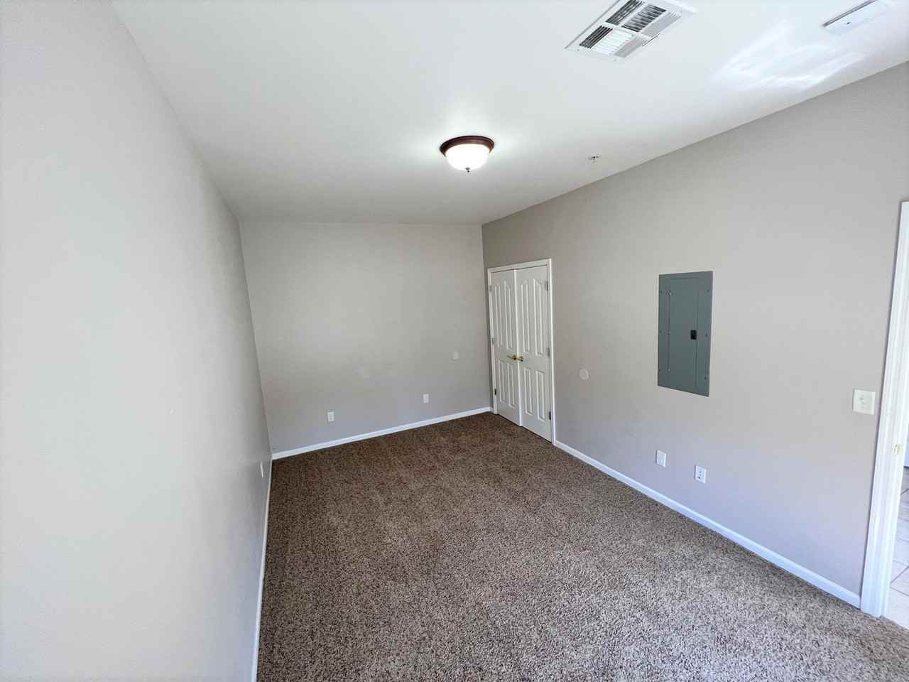 1119 Ratone St #5 - Photo 4 of 6