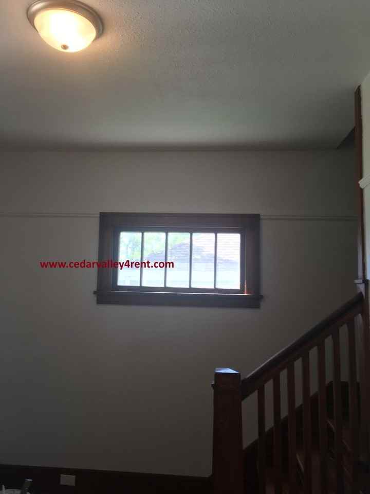 911 Leavitt Street - Photo 6 of 13