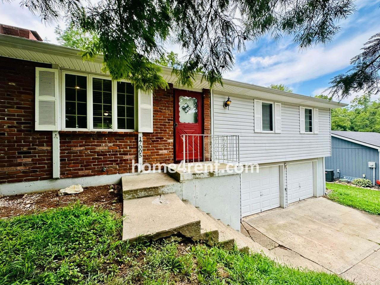 17005 Northwest 76th Street - Photo 2 of 35