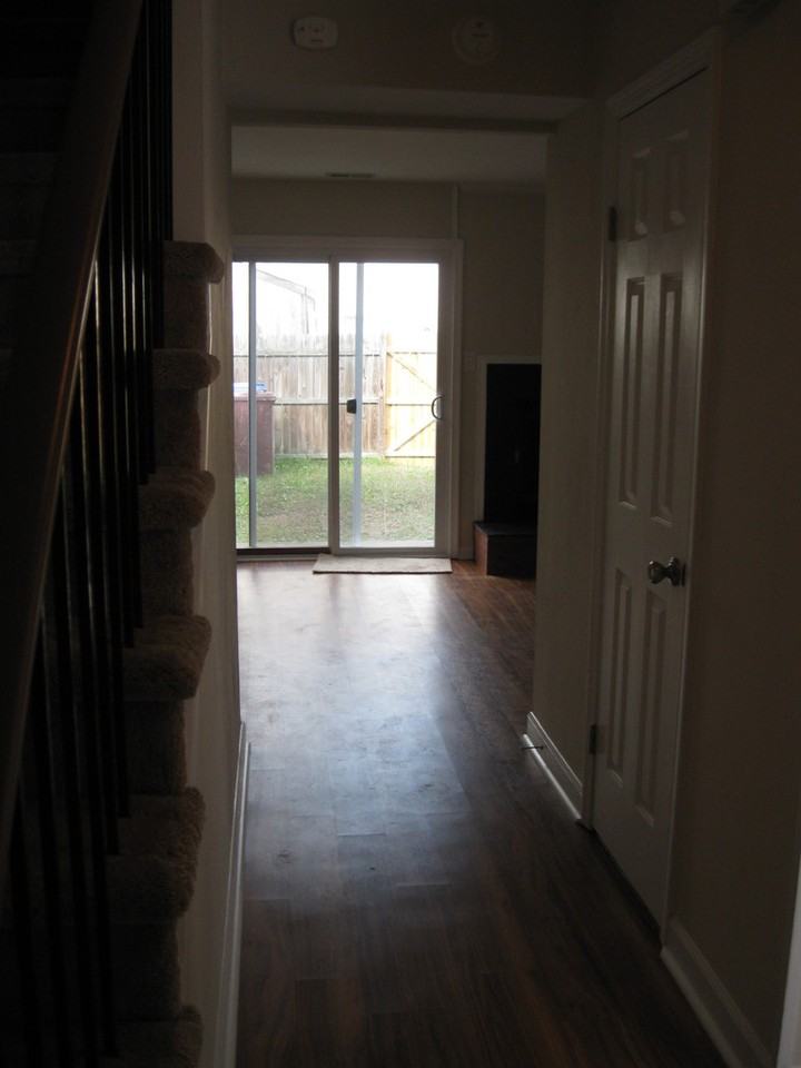 3240 Clover Rd E - Photo 4 of 11