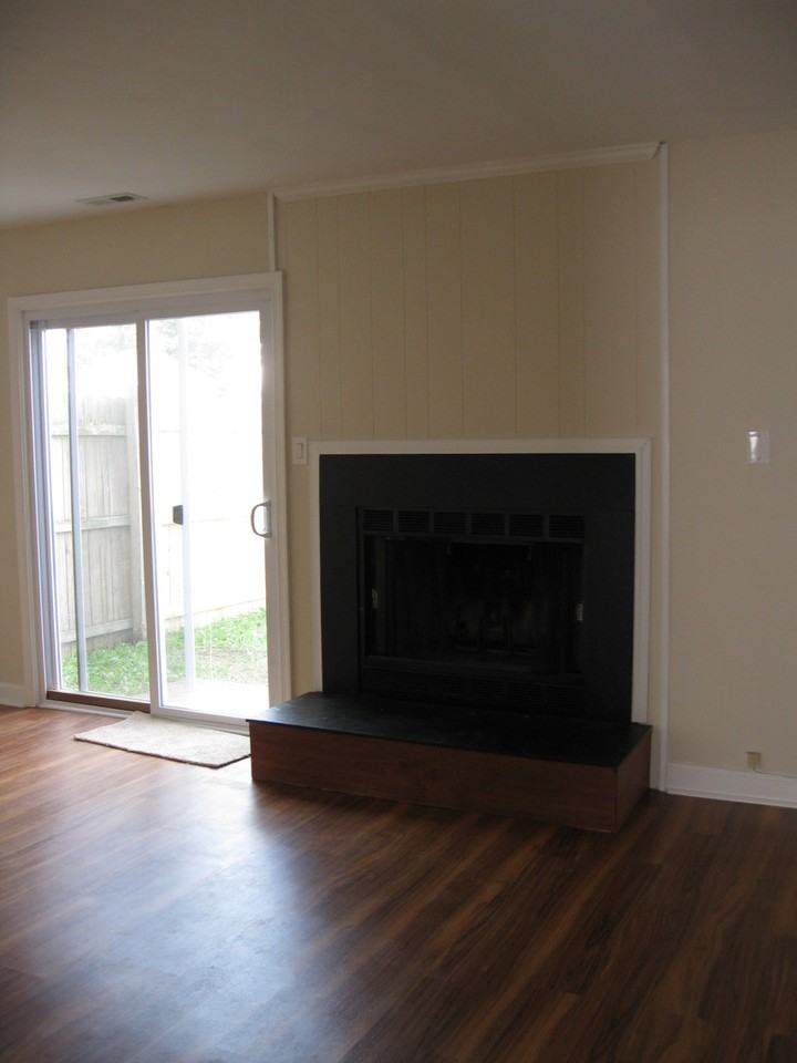 3240 Clover Rd E - Photo 5 of 11