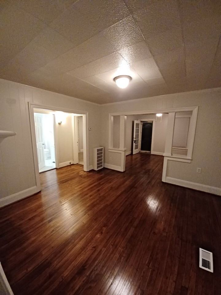 3111 Oklahoma Ave - Photo 3 of 13