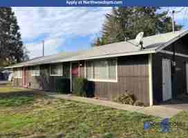 featured image of 522 Se J St #B