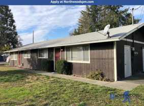 522 Se J St #B - Photo 1 of 1