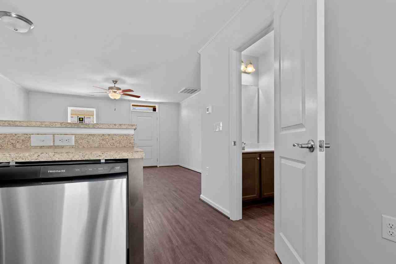 510 Pate Dr - Photo 3 of 12