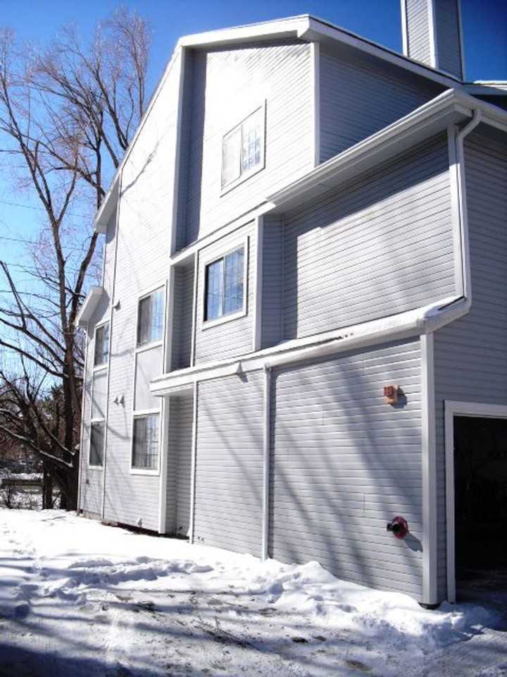 3021 Kings Ridge Blvd #2 - Photo 2 of 20