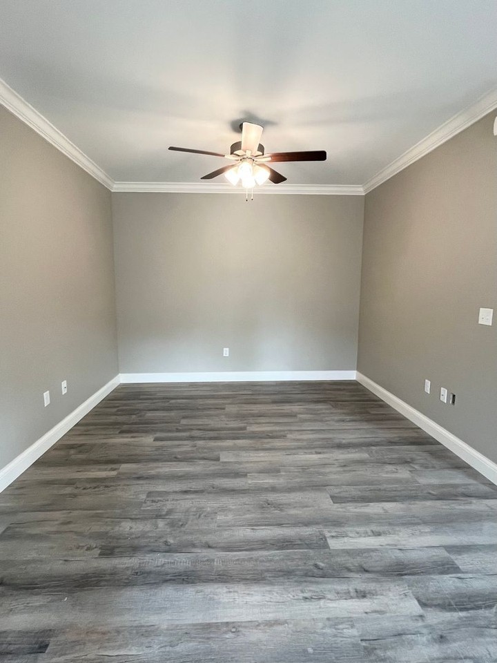 Keystone Commons/ 2184 - Photo 4 of 12